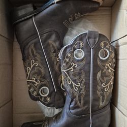 Women Cowgirl Boot Size 7.5
