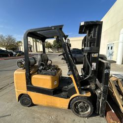 CAT Forklift