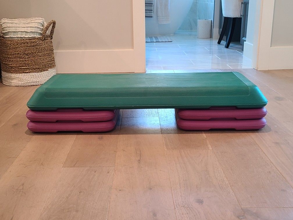 Exercise Aerobics Platform