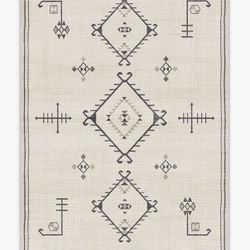 Ruggable 8 x 10 Damali Black and White Rug + Pad