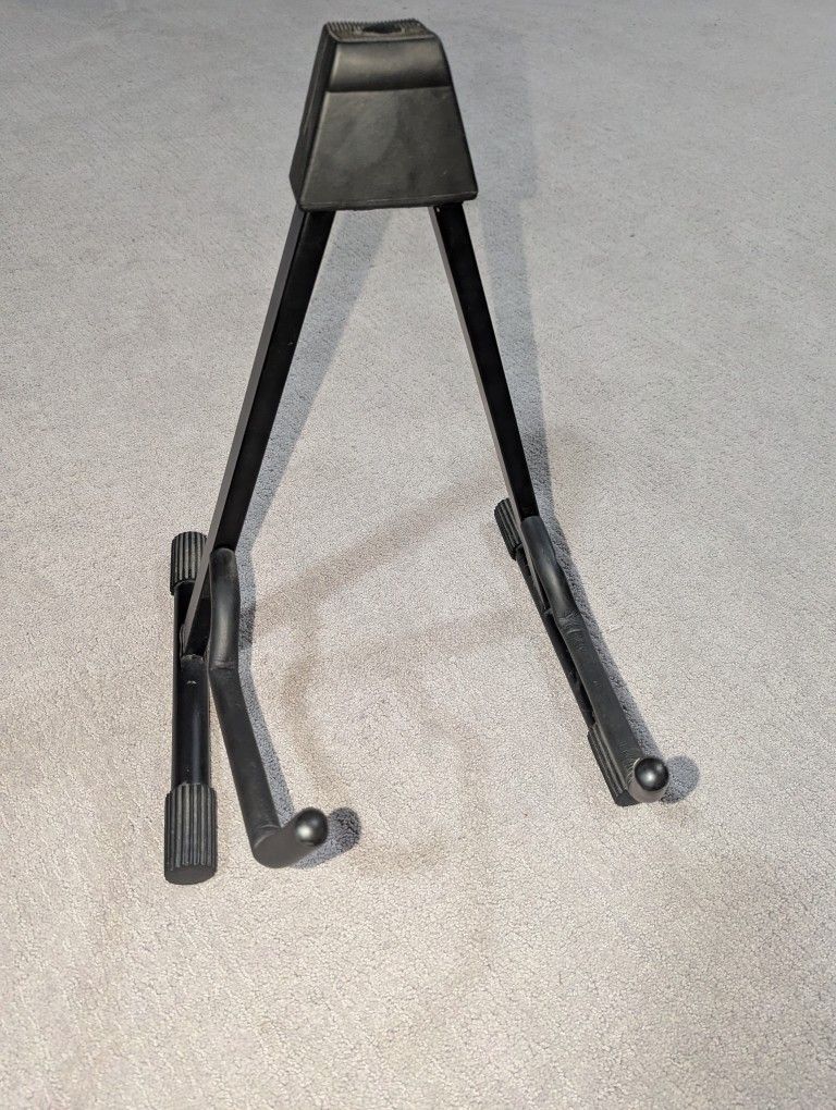 Musicians Gear Foldable Stage Guitar Stand