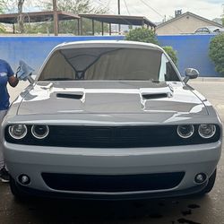 *STEAL PRICE* DODGE CHALLENGER SXT 16K MILES NO ACCIDENTS BLACKTOP PACKAGE
