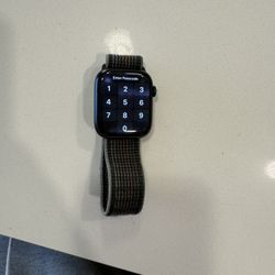 Apple Watch Series 8