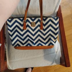 Dooney And Bourke Large Beach Tote 