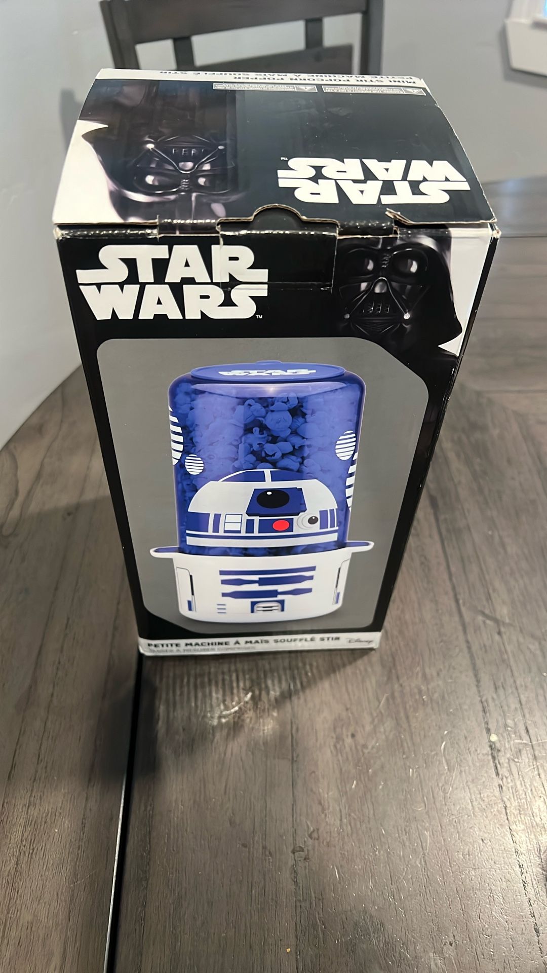 New In Box Star Wars R2-D2 Stir Popcorn Popper