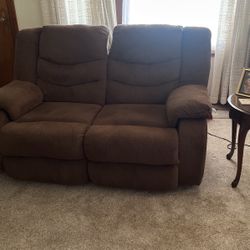 Recliner Love Seat & Couch Recliners 4 Total 