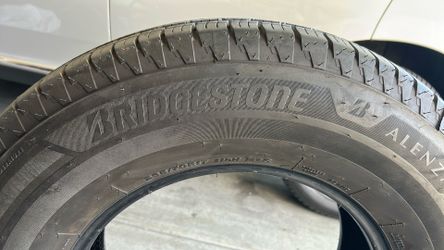 Bridgestone Tire 265/70/17
