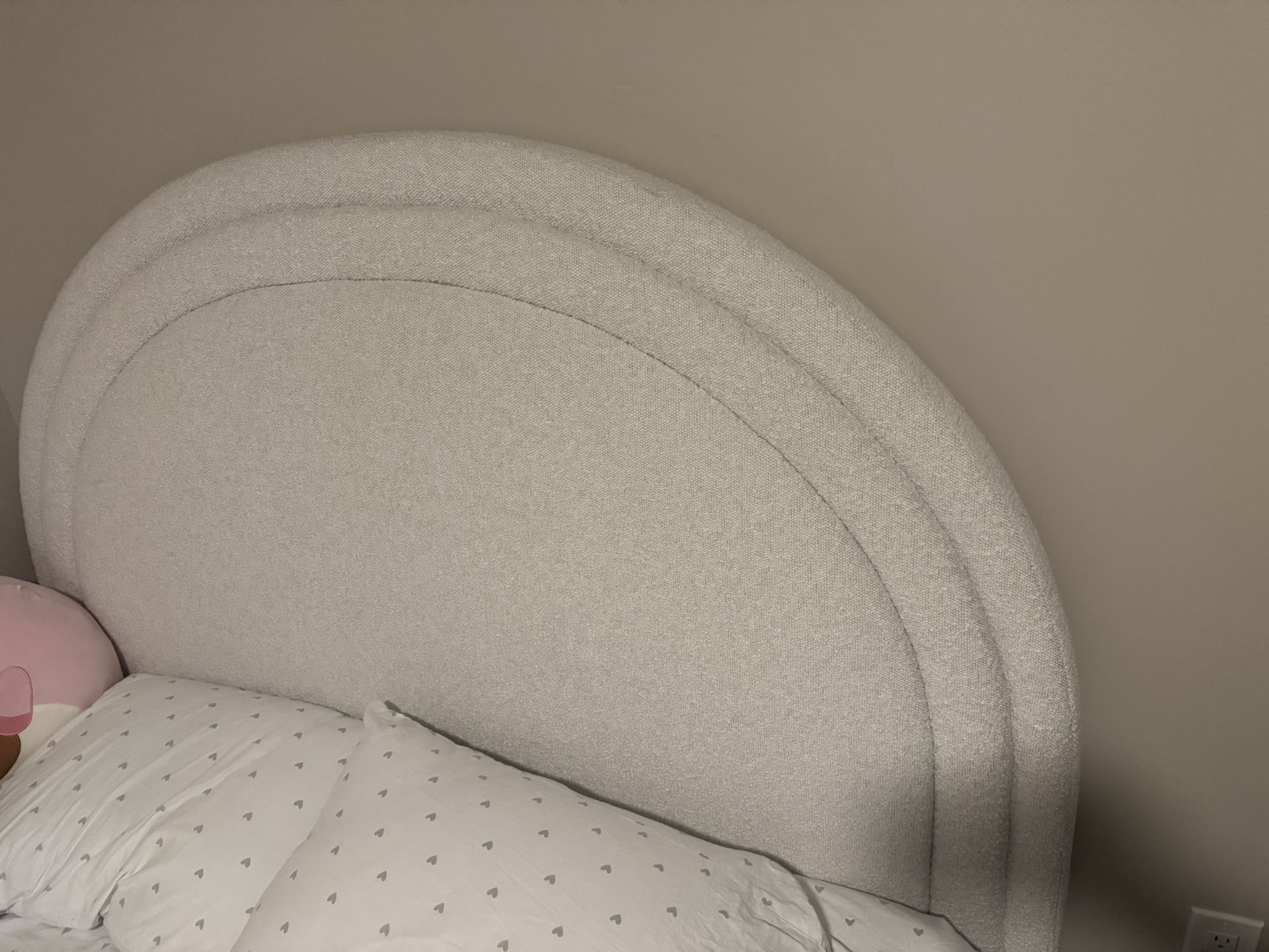 West Elm Queen Bed, Boucle White