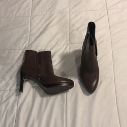 Naturalize Heel boots 