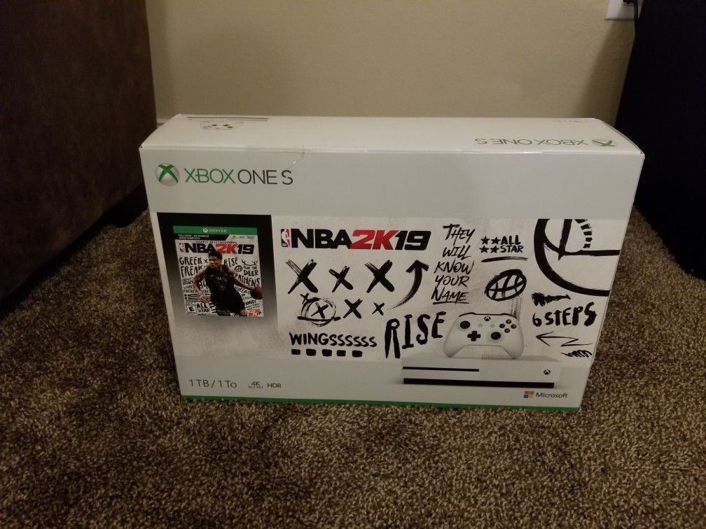 New (BOXED) Xbox one s 1tb with nba2019