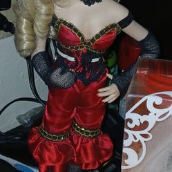 Vintage Western Era Sallon Gal