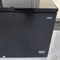 Arctic King Freezer 7 Cu