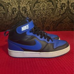Nike Court Borough Mid 2 in the Game Royal/Black-