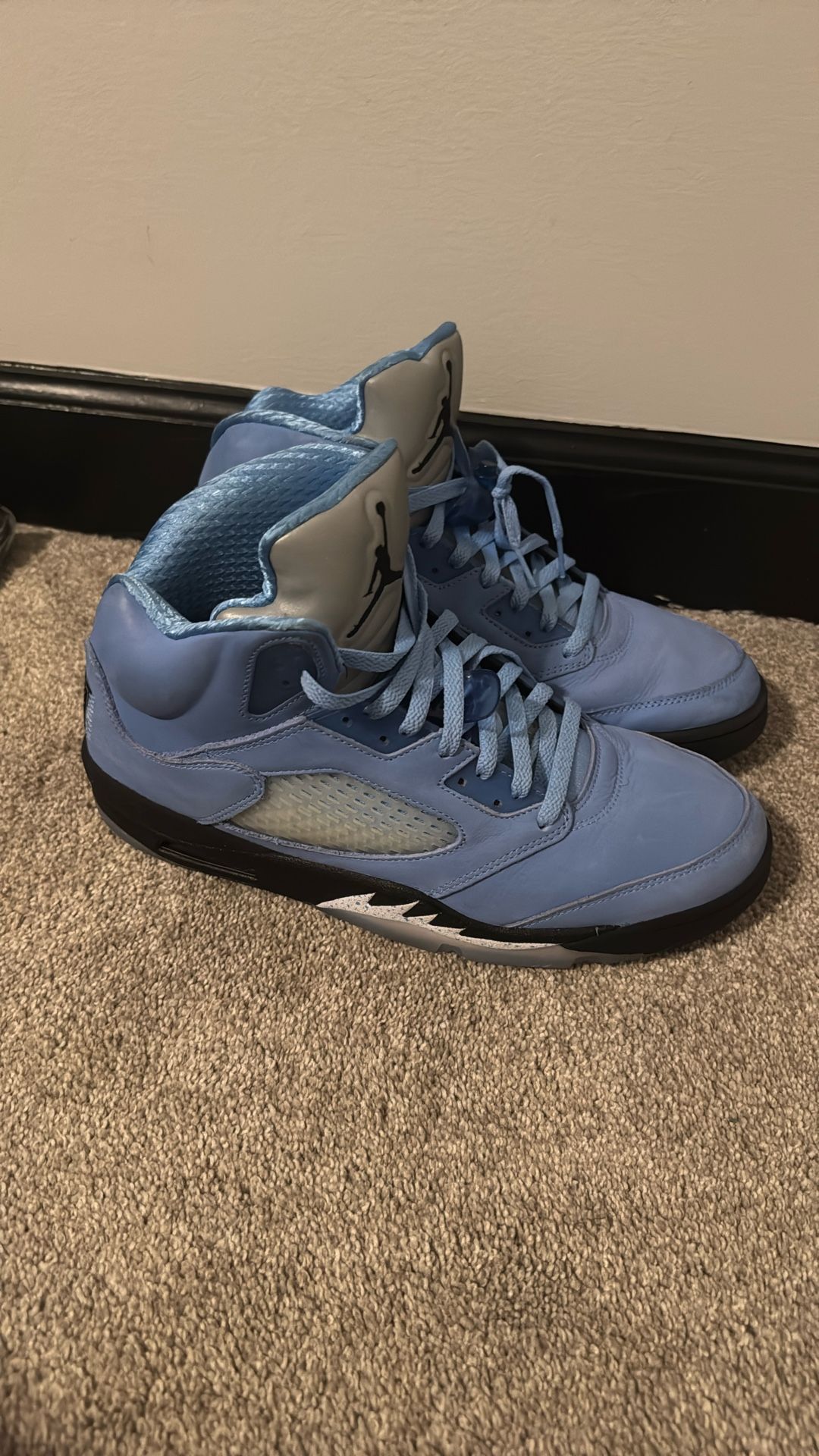 Jordan 5 Unc