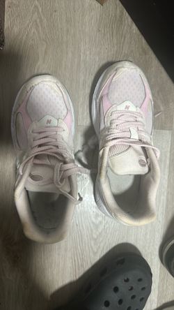 Pink new balances