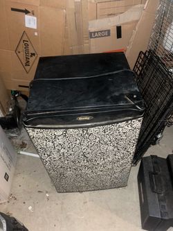 Chest Refrigerator with Freezer