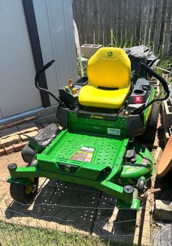 John Deere Z315e