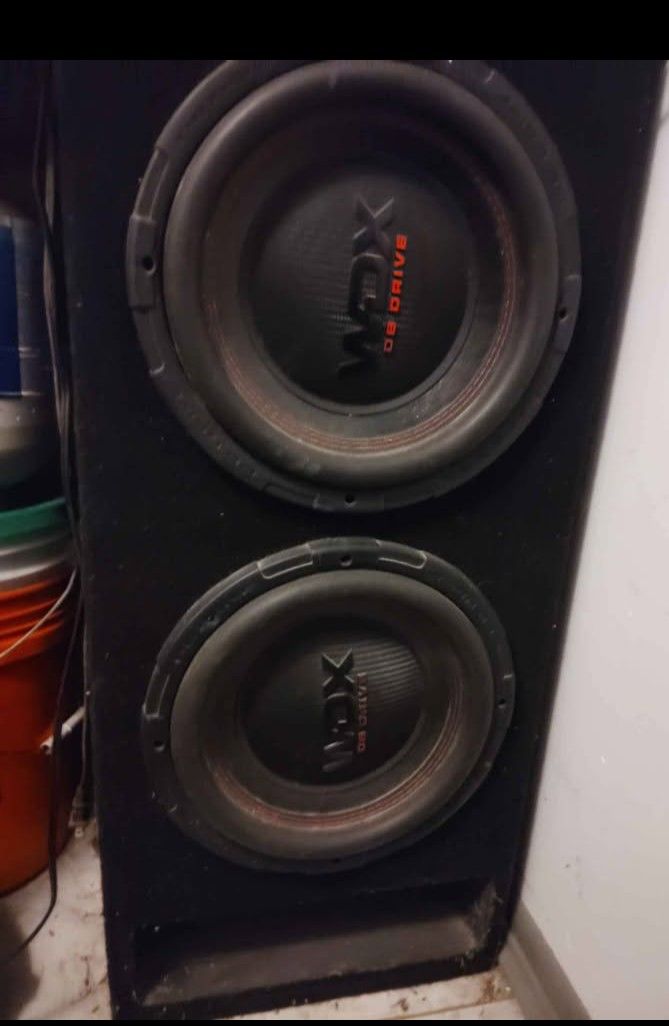 (2) DB Drive 12in subs 