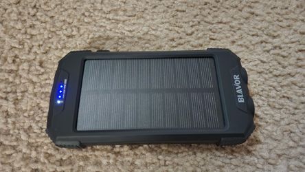 Blavor Wireless Solar Power Bank