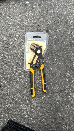 Dewalt straight jaw push lock pliers