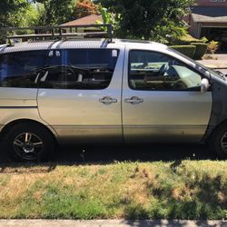 2002 Toyota Sienna