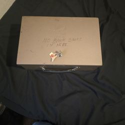 Metal Box