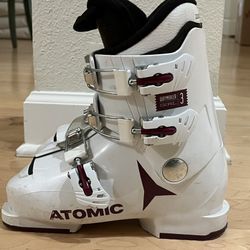 Atomic Kids Ski Boots - 22.5