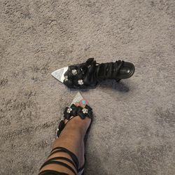 Elegant Black Ankle Tie Up Heels 