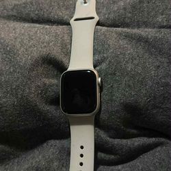 Apple Watch Series 8 WiFi + Cellular - 41mm - Starlight