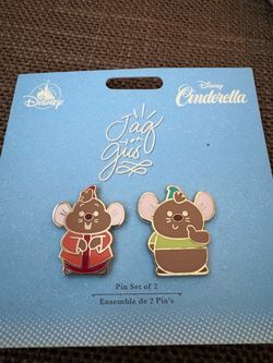 Disney pins