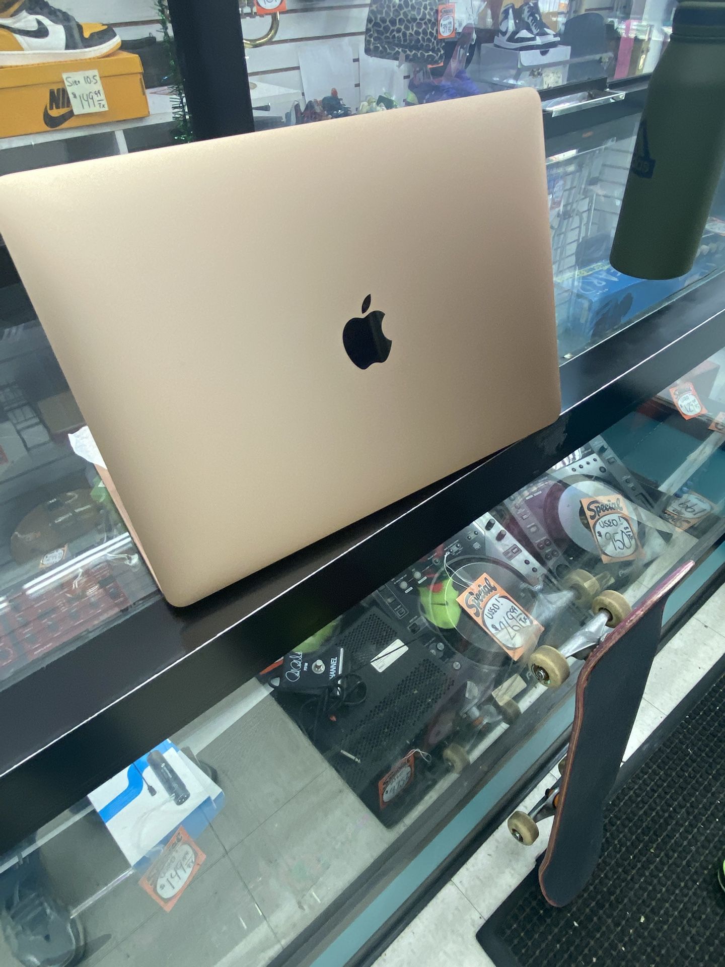 Brand New Rose gold MacBook Air M1 2020