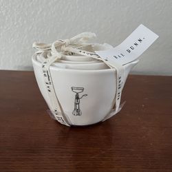easy read measuring cups #2175 for Sale in Chino, CA - OfferUp