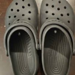 Black Crocs M7 W9