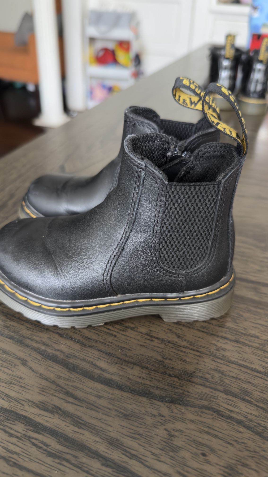 Dr Martens Chelsea Boots
