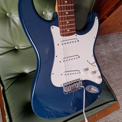 Samick Stratocaster-Style LS-11 pacific blue electric guitar