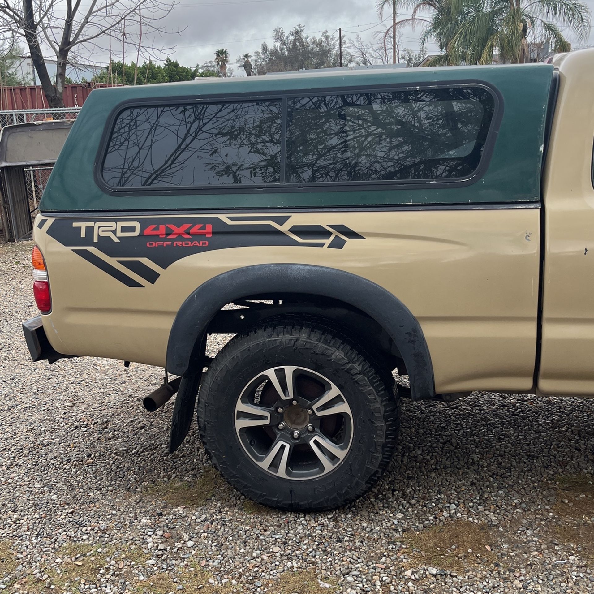 Camper She’ll Nissan Hardbody