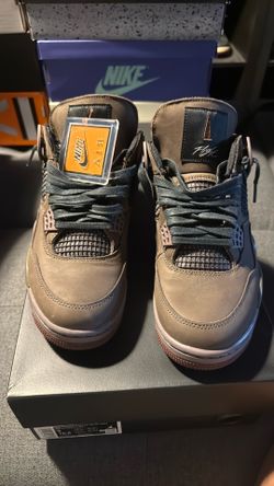 Air Jordan 4 Retro SP A Ma Maniere Dark Mocha Size 9