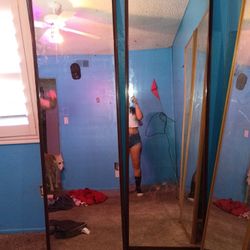 2 Sets Of Sliding Mirror Closet Doors 