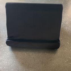 Pillow Pad Fold Away Soft Tablet Stand, For iPads Books & More, New