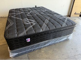 King Jumbo Pillow Top Mattress and Boxspring!