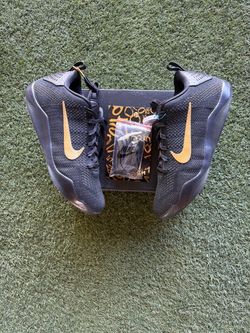 Kobe 11 Fade to Black