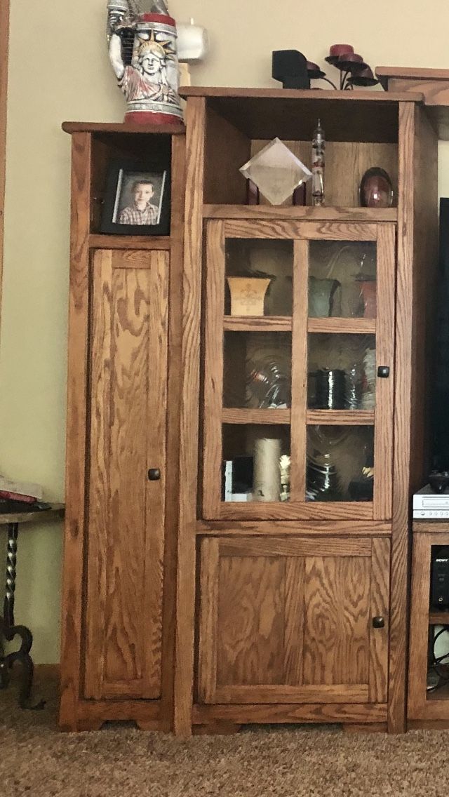 Entertainment/Curio Cabinets