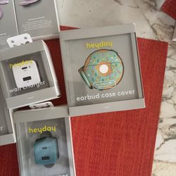 Cable + Charger + Earbuds Case 