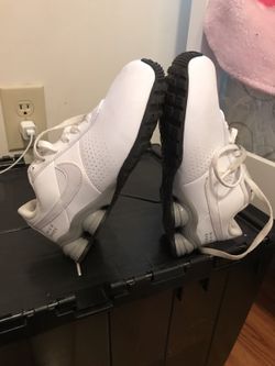 Nike shoes shox size 1