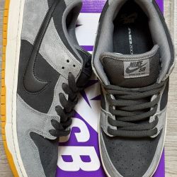 Nike SB Dunk Low Smoke Grey Size 11