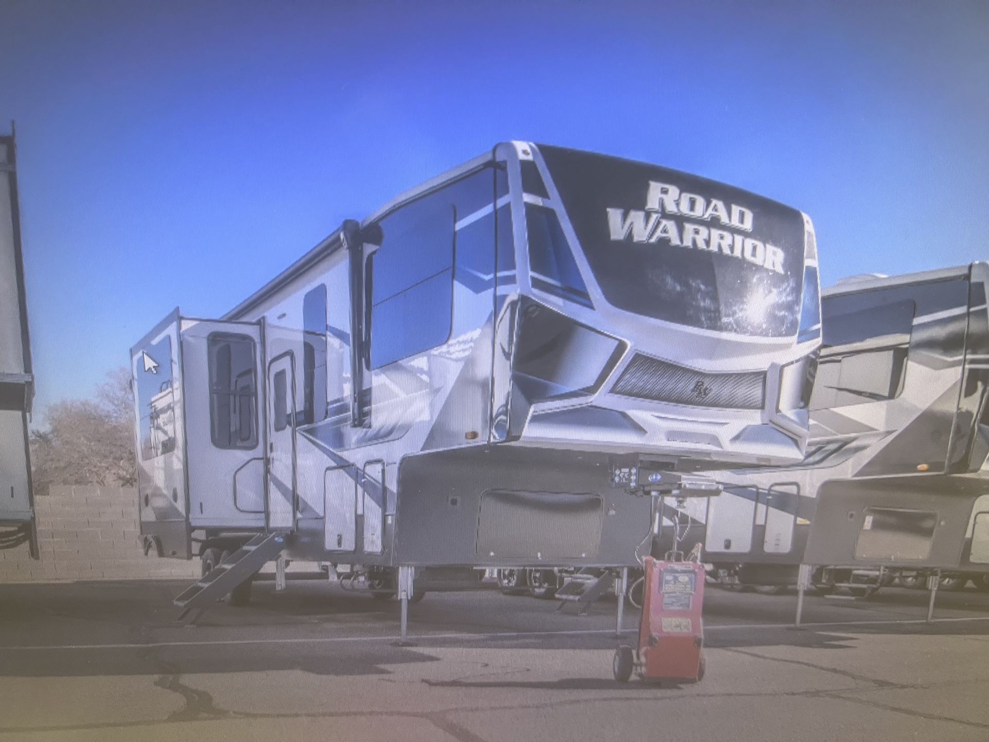 2022 ROAD WARRIOR 375RW