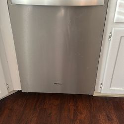 Dishwasher 