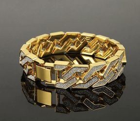 New 18 k yellow gold Cuban link bracelet
