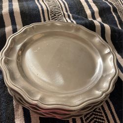 Pewtarex York, PA, Dinner Plate 9.5” Diameter
