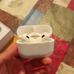 AIR PODS PRO (READ DESCRIPTION)